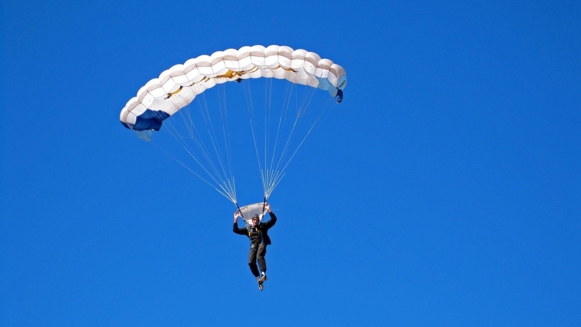 血战伯纳乌！勒沃库森加时逆转皇马，基耶萨关键时刻定江山