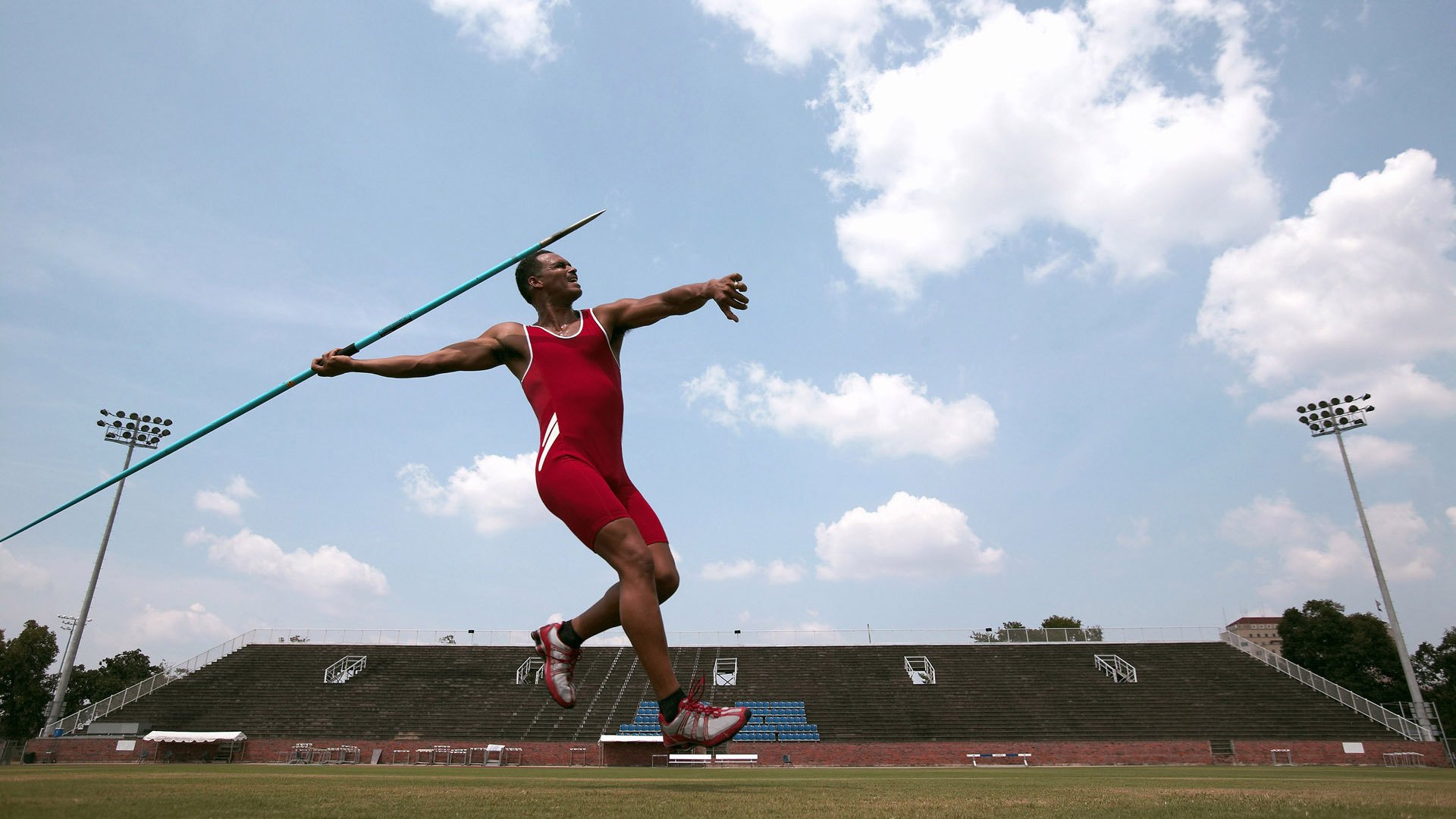 年度焦点之战之夜，爱德华兹攻防转换核心